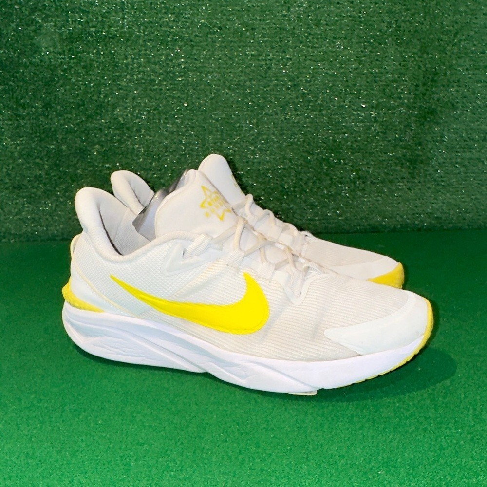 Nike Star Runner 4 Summit White Opti Yellow DX7614-101 Big Kids Boys Size 6Y